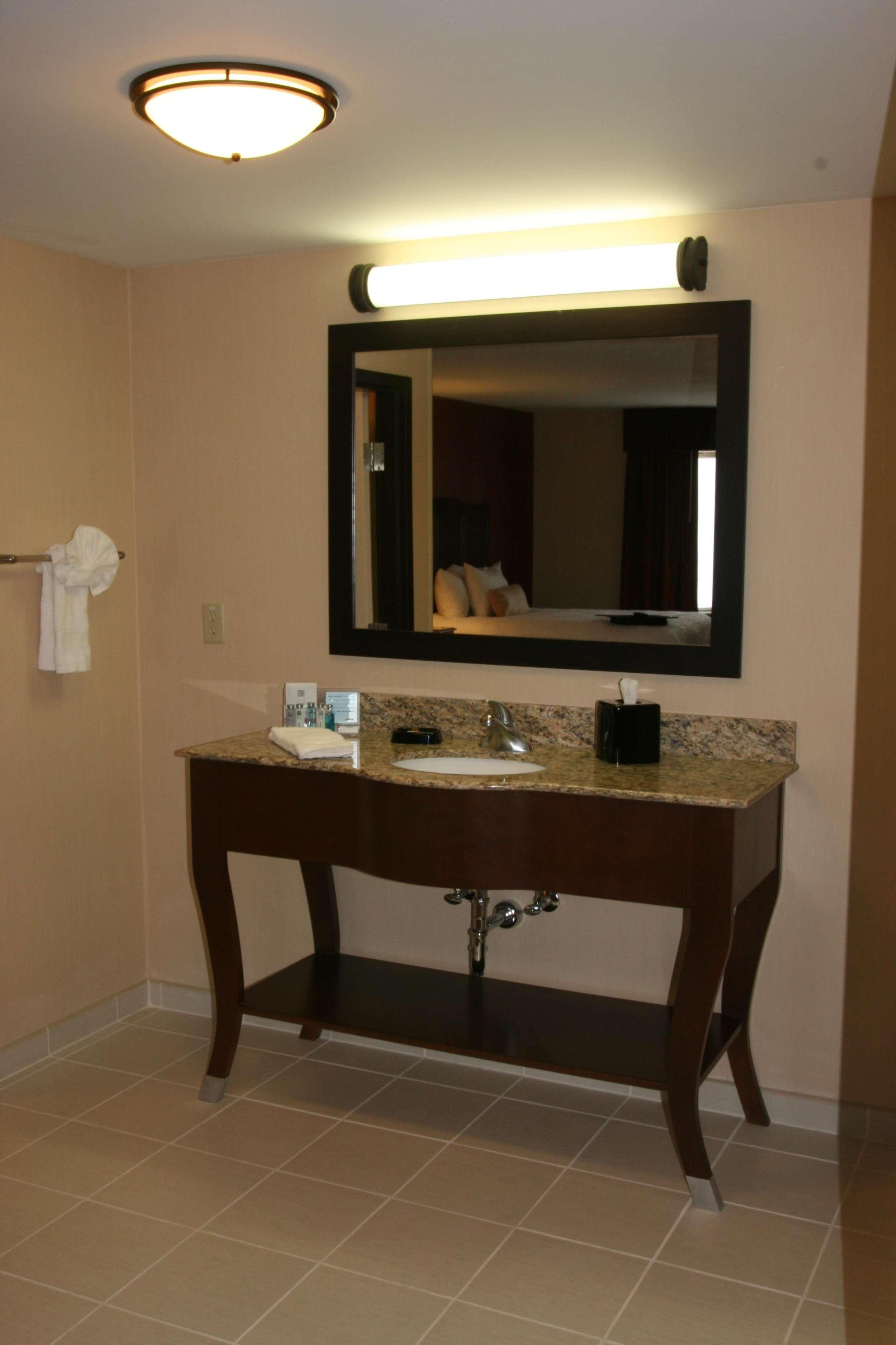 Hampton Inn And Suites Peru Habitación foto
